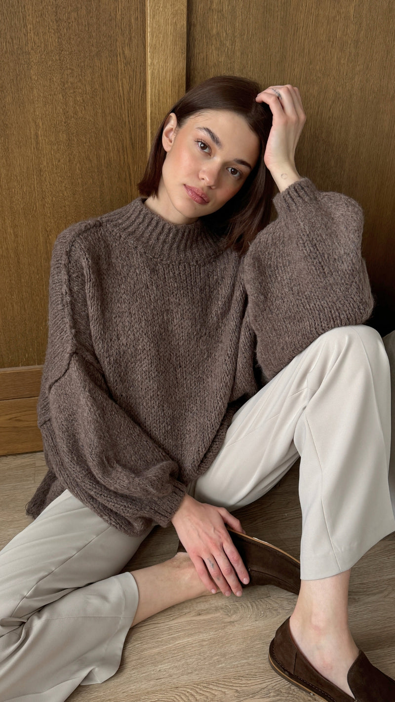 LAYLA SWEATER - TAUPE