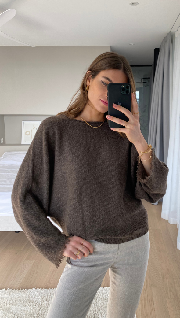 CHERISH CASHMERE SWEATER - BARK