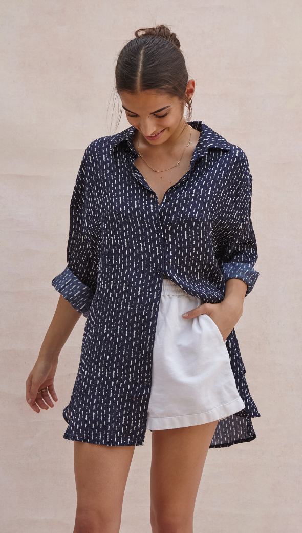 MADELINE PRINTED SHIRT - NAVY